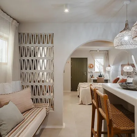 Chic Elysium - Serenity Naxos City